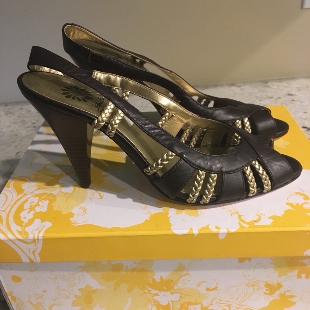 Urban Outfitters Black and Gold Peeptoe Pumps
